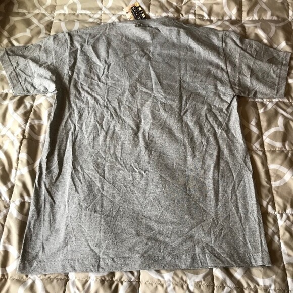 Men’s Courageous T-shirt Size Medium - Picture 5 of 5